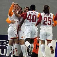 Roma dan Bolton ke Babak 32 Besar