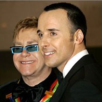 Pesta Bujang Rp 1,8 M Elton John