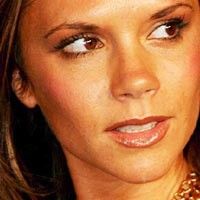 Victoria Beckham Labrak Aktris 50 Tahun