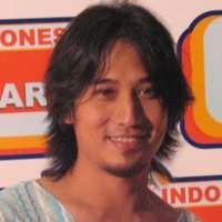 Tengku Firmansyah Gaet Rachel Maryam