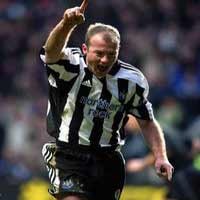 Shearer Bersikeras Pensiun