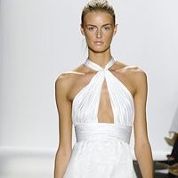 Gaun Elegan a la Oscar de la Renta