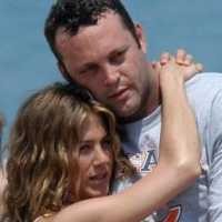 Vince Vaughn Pelampiasan Seks Jennifer Aniston