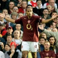 Henry Masih Mau di Arsenal