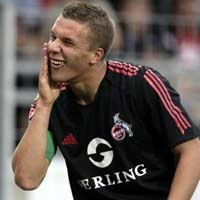 Hamburg Kejar Podolski