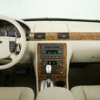 Mengemudi Nyaman dengan Interior Segar