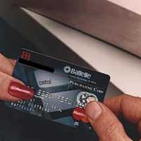 Gunakan Kartu Kredit Curian, Model Top Ditahan