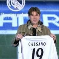 Cassano Ingin Bungkam Kritik