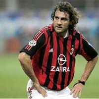 Vieri Resmi Gabung Monaco