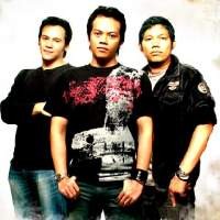 Personel Bragi Bersatu dengan Glenn & Ello 