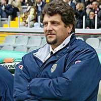 Lecce Pecat Pelatih Baldini