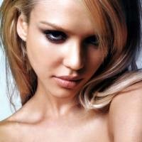 Jessica Alba, Wanita Idaman Kaum Adam