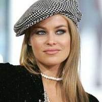 Carmen Electra Naksir Kate Moss