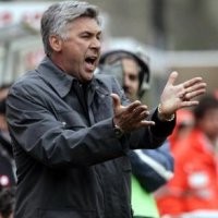 Ancelotti: Lini Belakang Berantakan