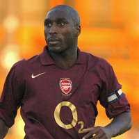 Campbell Menghilang, Wenger Cemas 