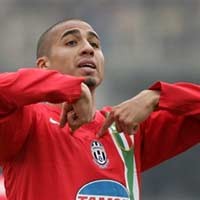 Juve Kehilangan Trezeguet