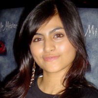 Aktris Pendatang Baru Kesurupan