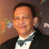 Roy Marten Ingin Pulang