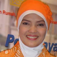 Ratih Sanggarwati Digugat Suami