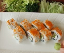Sukses Membuat & Menyajikan Sushi