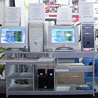 Razia Software Bajakan Bikin Resah Makassar 