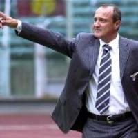 Rossi Siap Bertahan di Lazio