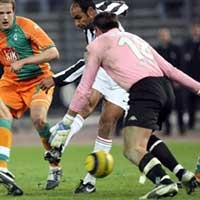 Bremen Tak Pantas Jadi Korban