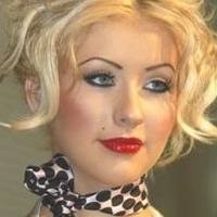 Bunda Christina Aguilera