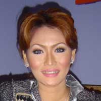 Inul Sambangi Gus Dur