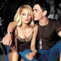 Nicole Richie Kembali ke Pelukan DJ AM