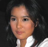 Ketakutan No.1 Marcella Zalianty