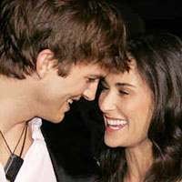 Demi Moore Hamil Lagi!