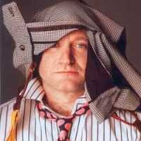 Robin Williams Siap Lawan Batman