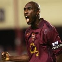 Campbell Kembali Perkuat Arsenal
