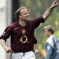 Arsenal Bekap WBA 3-1