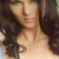 Playmate Playboy Diperiksa 3,5 Jam