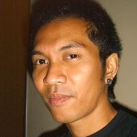 Istri Hamil Tua, Ridho Slank Ogah Ditinggal