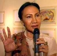 Ratna Sarumpaet Ingin FPI & FBR Bubar