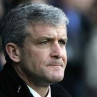 Blackburn Tambah Kontrak Hughes