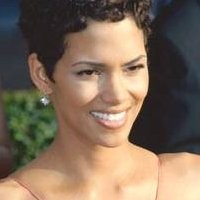 Halle Berry Adegan Seks Sendiri