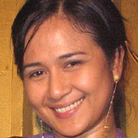 Ria Irawan Korek Luka Lama