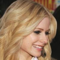 Avril Lavigne Tinggalkan Dunia Musik