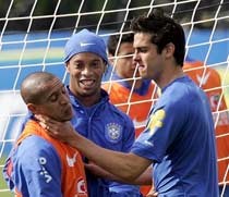Tonton Brasil Latihan Pakai Tiket