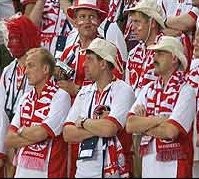 Fans Polandia Batal Berpesta