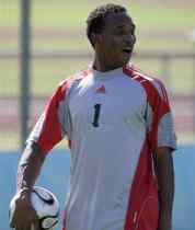 Hislop Dipasang Lawan Inggris