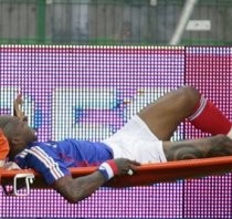 Cisse Tinggalkan Rumah Sakit