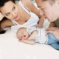 Putri Pitt-Jolie Jadi Trendsetter