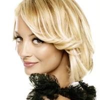 Bobot Naik, Nicole Richie Dapat Hadiah