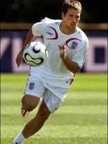 Owen: Saya Butuh Bantuan