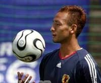 Nakata Belum Mau ke London